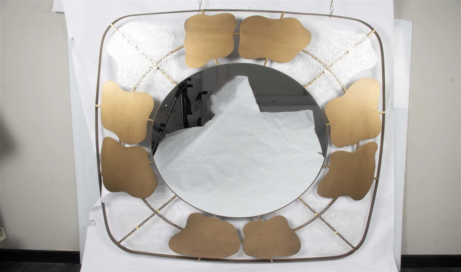 Antik Bronz Dokulu Cam Ayna