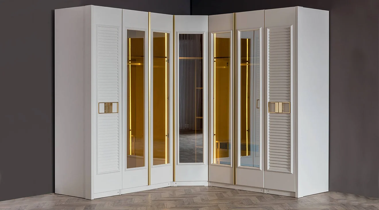 Gloria Giyinme Dolabı