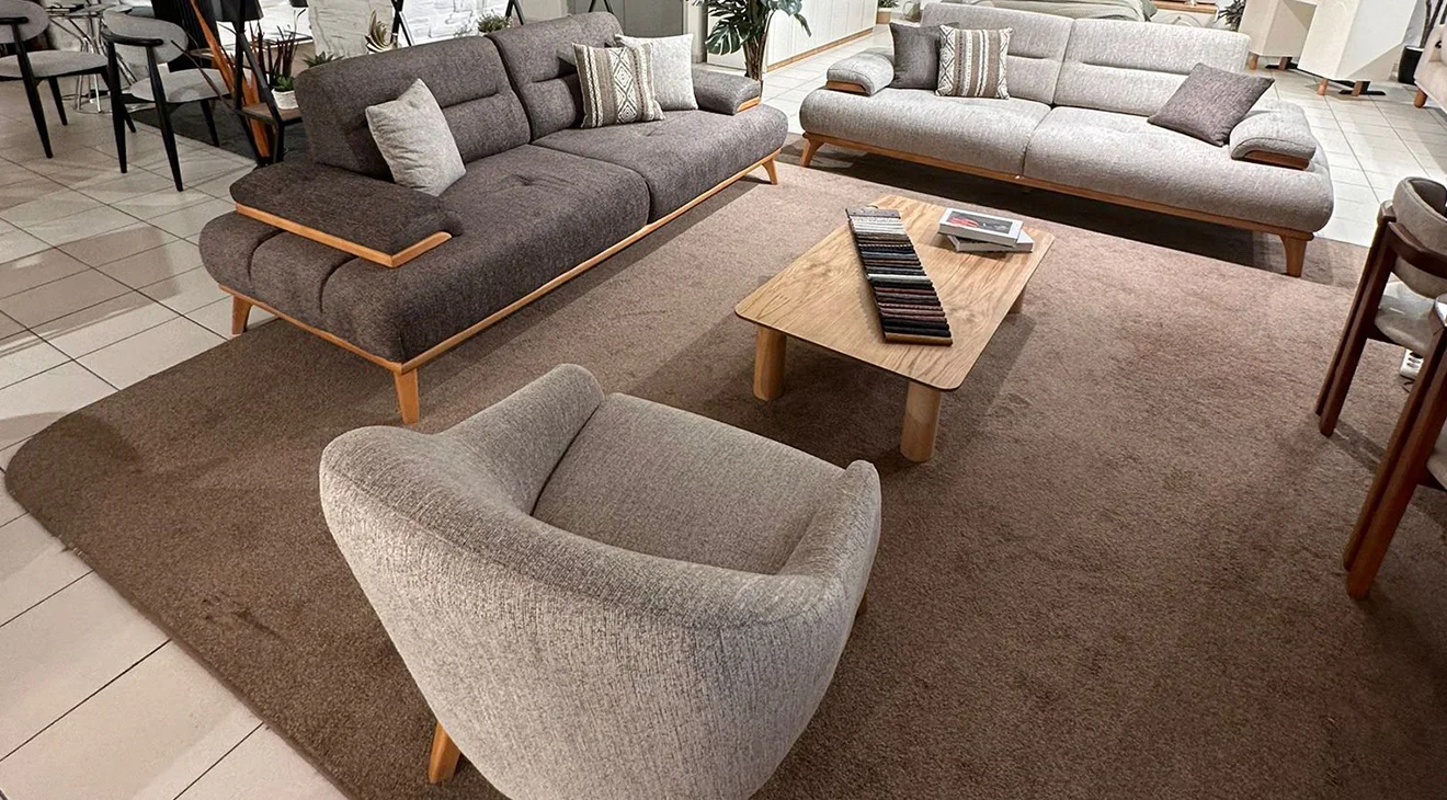 İnci Yataklı Ahşap Ayaklı Modern Koltuk Takımı