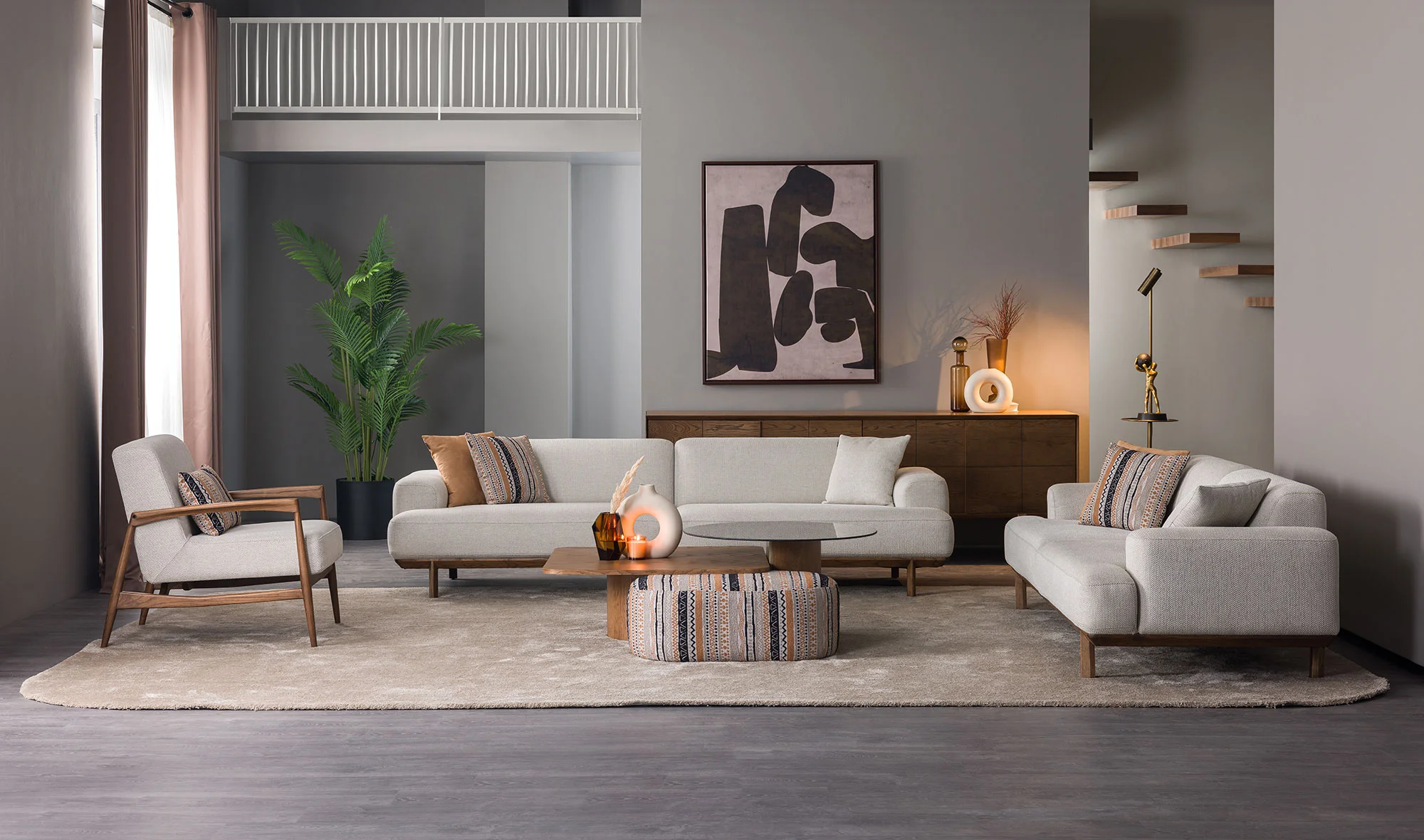 İki Üçlü Koltuk + Bir Tekli Koltuk