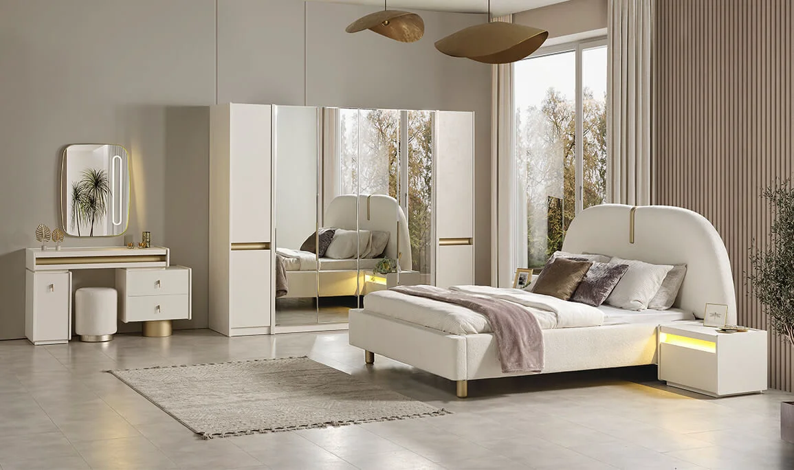 Lucy Bedroom Set