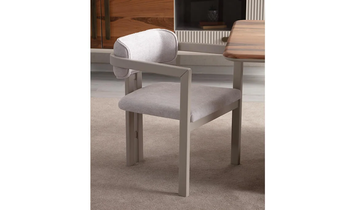 Montella Chair