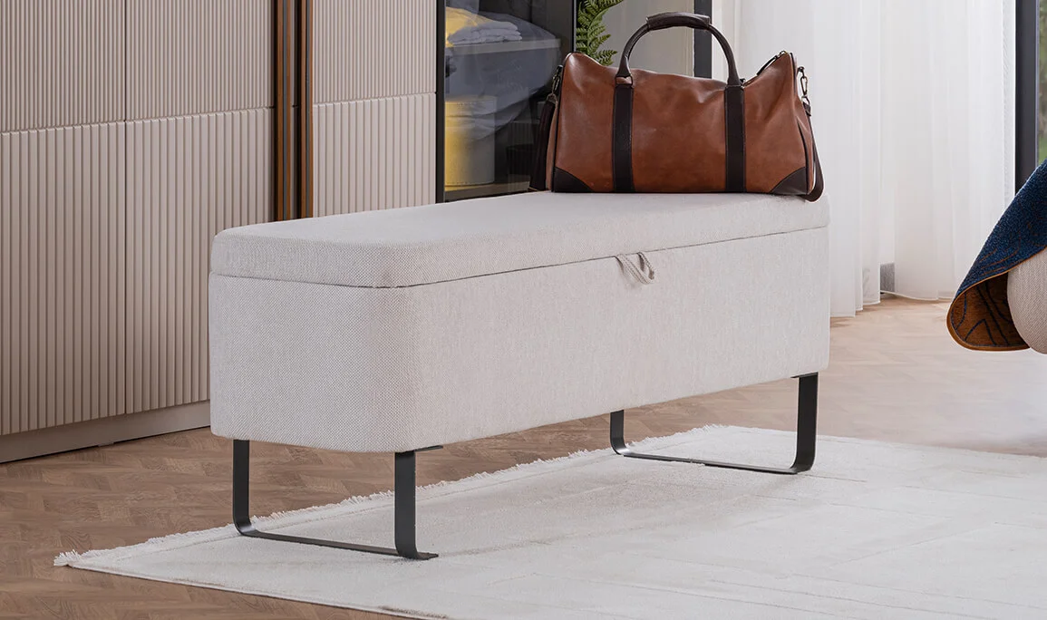 Ravon Bench