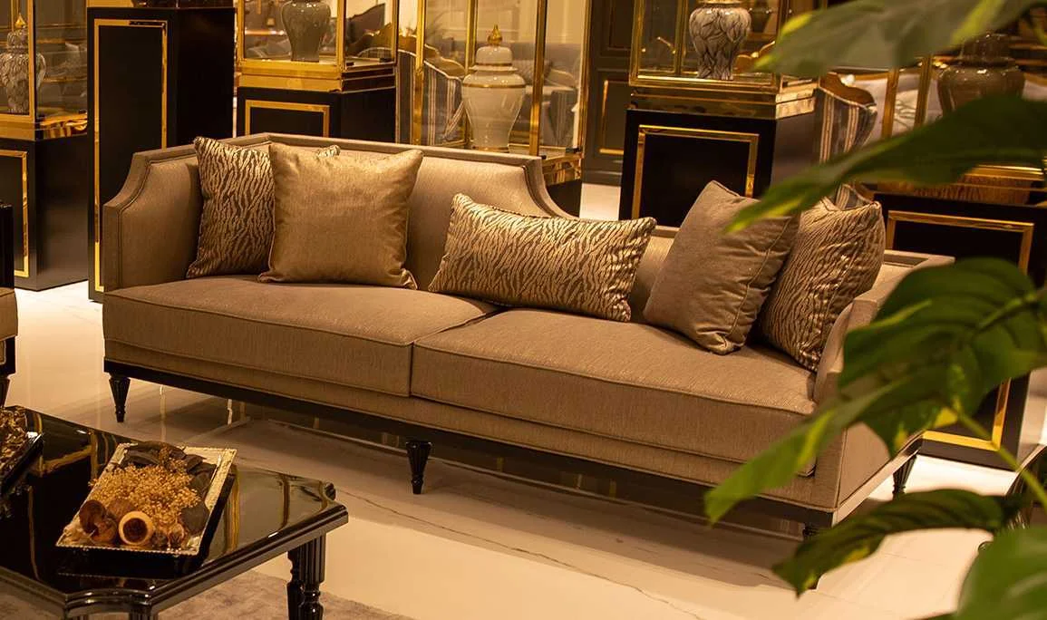 Schwarze Perle Dreisitzer Sofa