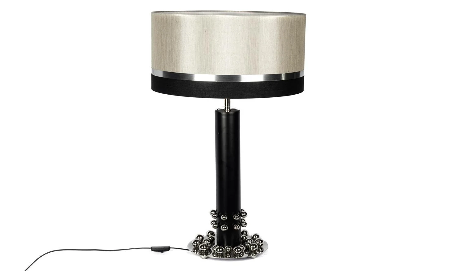 Siyah Krem Şapkalı Metal Noktalı Siyah Abajur