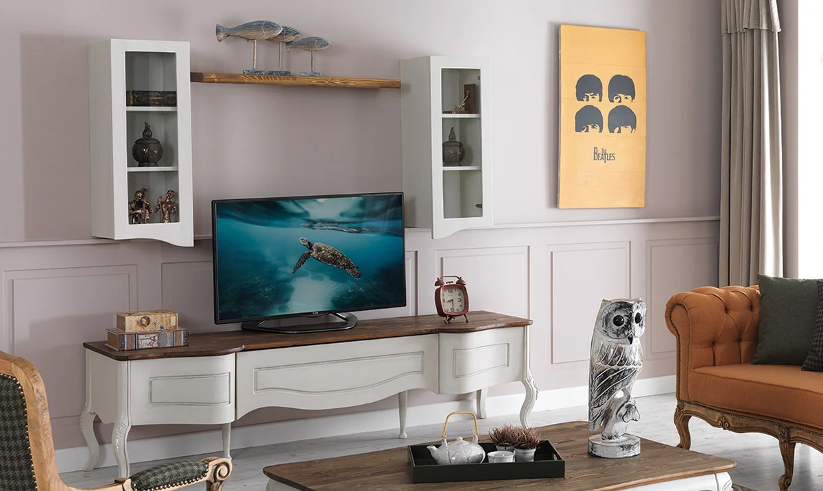 Vintage Ahşap Ayaklı TV Ünitesi