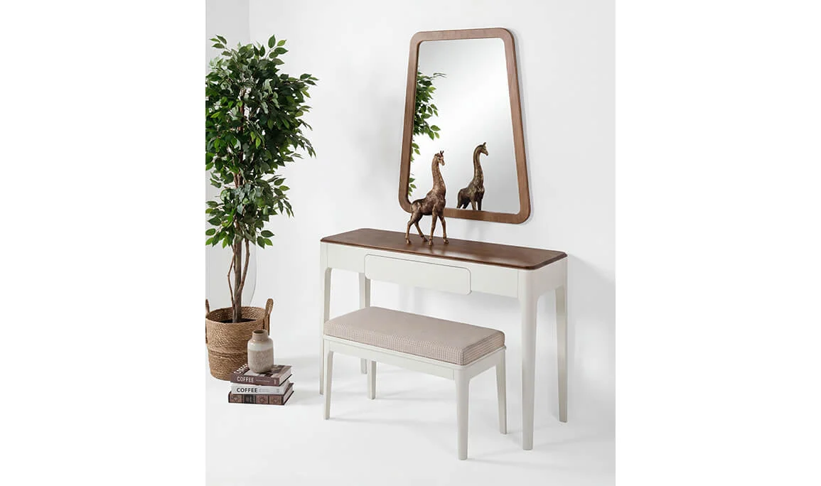 Violet Dresser White
