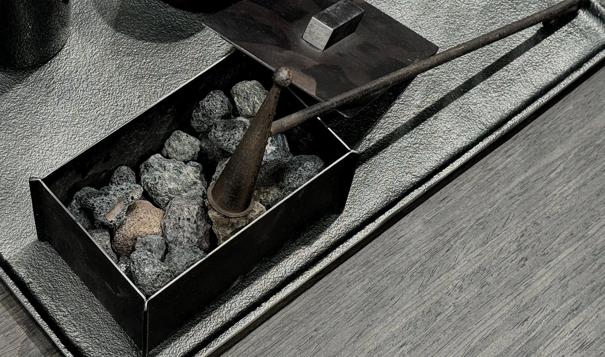 Volkanik Koku Ta?? ve Aparat?