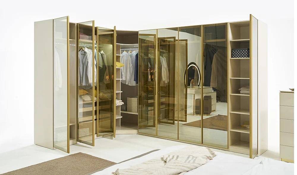 Kıbrıs Cam Köşe Gardolap