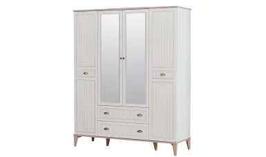 Marla Gardrop - 4 Kapılı