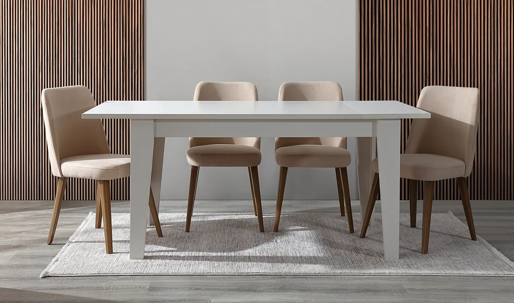 Nil Yemek Masas? Takımı