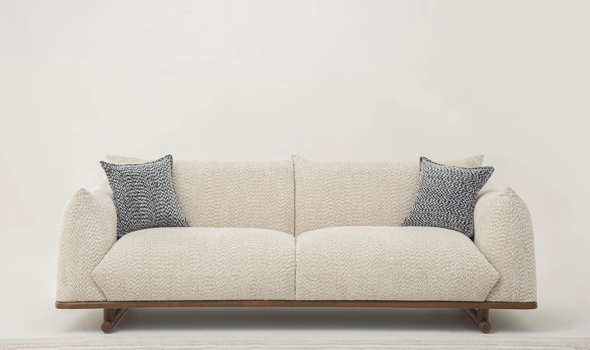 Marella Kanepe - Üçlü