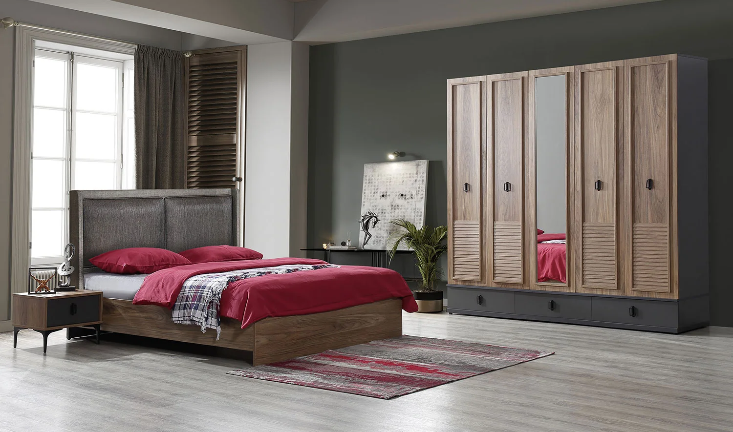 Salda 5 Kapılı Yatak Odası